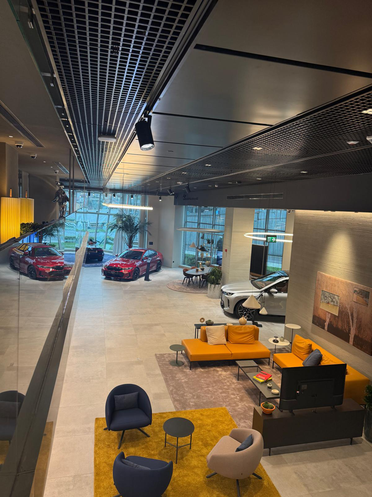 Borusan Oto Ataşehir Showroom Projesi